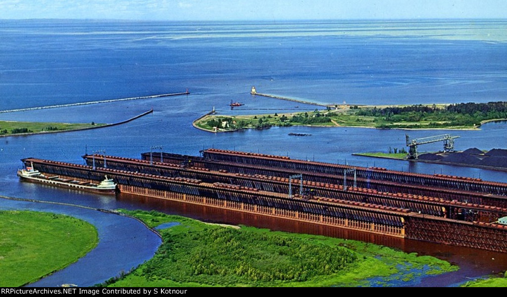 Great Northern ore docks 1970 - Duluth MN post card